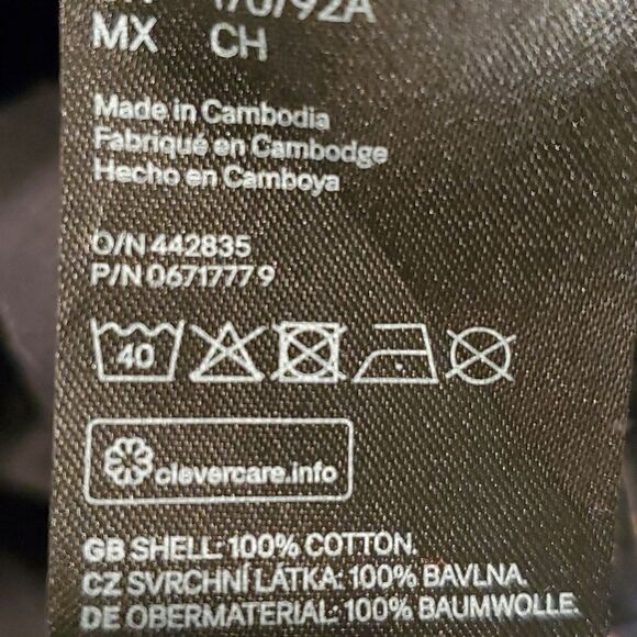 Divided by H&M black flamingo pocketed t shirt - Picture 3 of 5